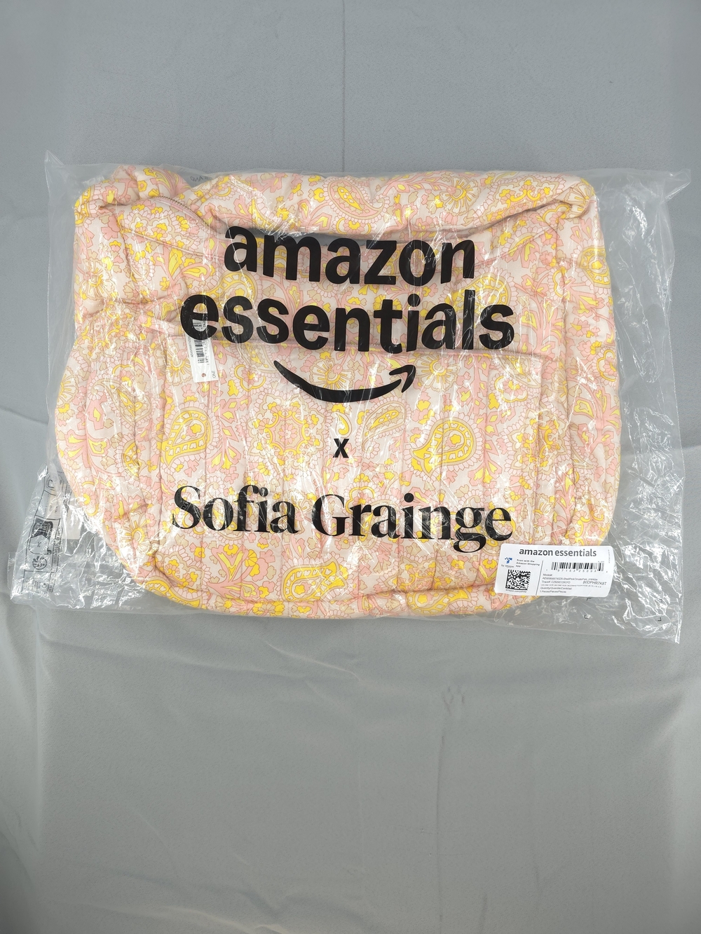 Amazon Essentials x Sofia Grainge Quilted Puffer Tote - Paisley Print